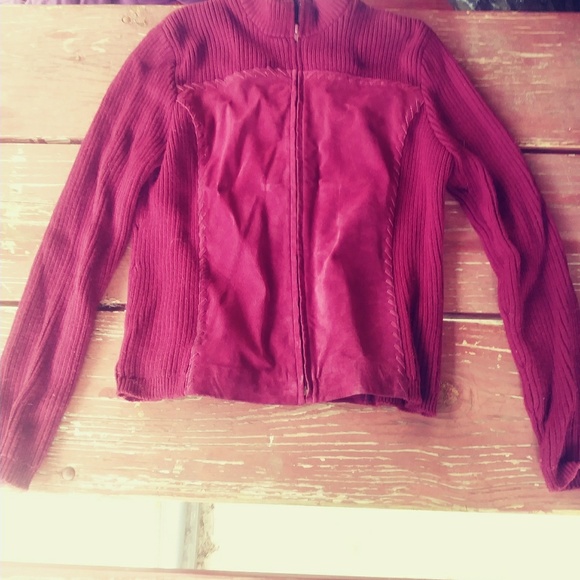 Jackets - Picture 4 of 4